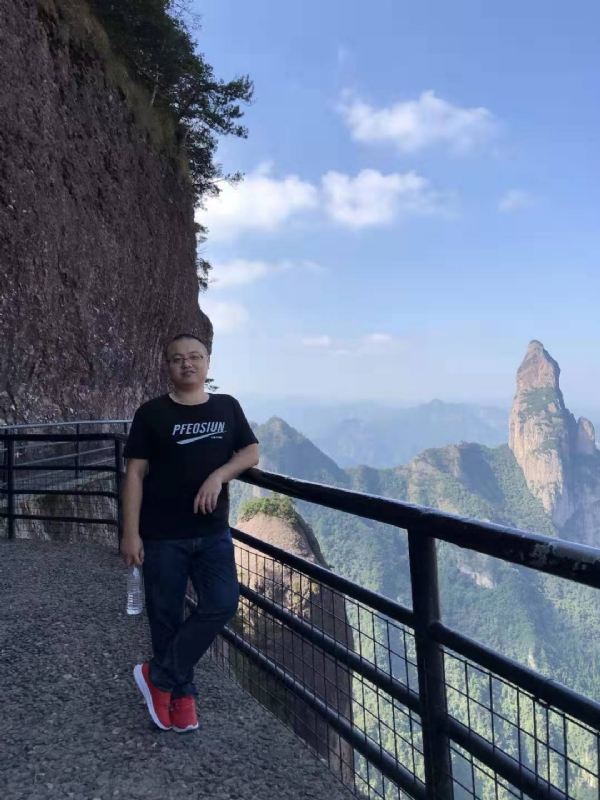 不杵于物的第一张照片--屏南交友网