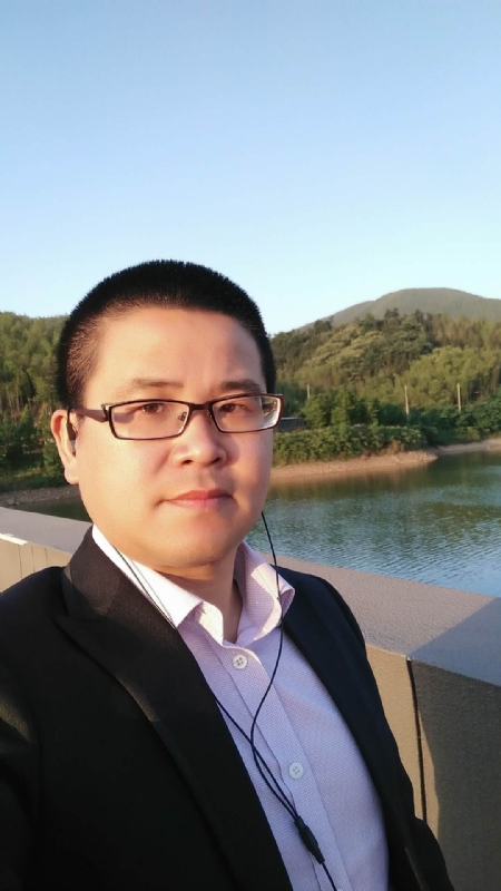 顾律师的第三张照片--屏南交友网