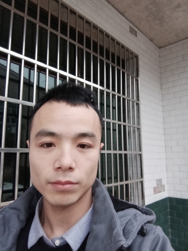 笑得那么开心的第三张照片--屏南交友网