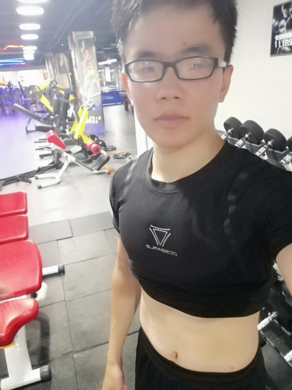 石榴裙下的第一张照片--屏南交友网