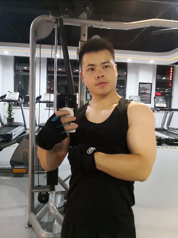 范迪塞尔的第二张照片--屏南交友网
